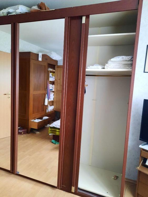 Bild: Schlafzimmerschrank  (selbstabbau ) zu verschenken